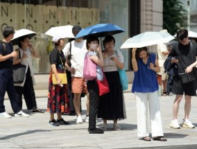 今年7月，东京平均气温创下历史新高，120多人死于中暑